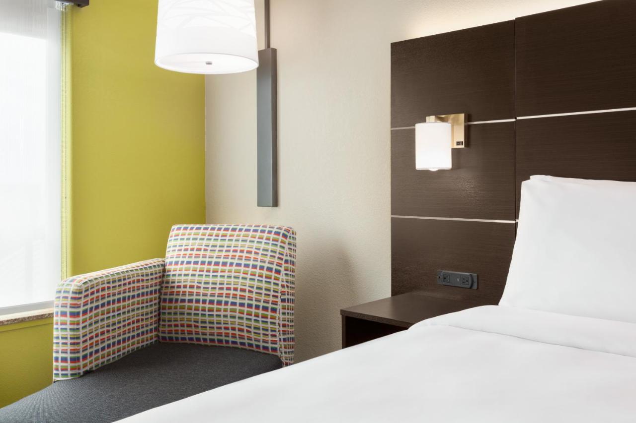 Express Hotel&suites Nw-medical Area, An Ihg Hotel San Antonio